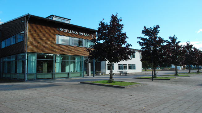 Entrén på Fryxellska skolan i Sunne.