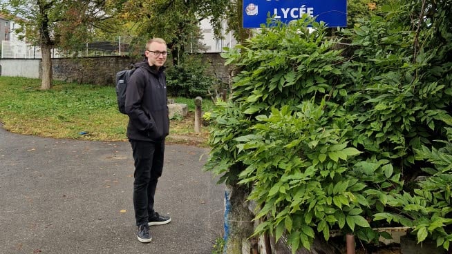 Oskar Stüffe på förberedande besök i Frankrike.